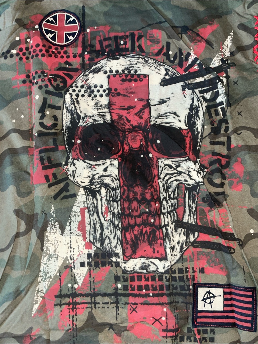 Affliction Olive Camo Short-Sleeve Tee with Skull Graphic and Red Accents - Picture 5 of 5